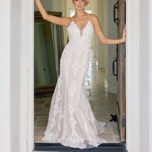 White/nude wedding dress.bridal gown